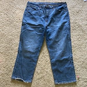 Universal thread jeans